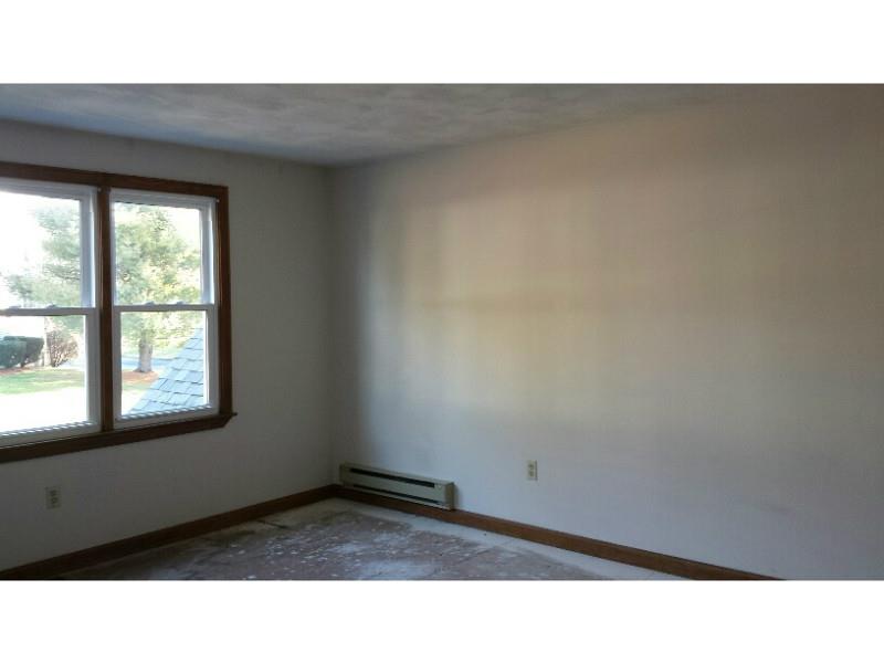 504 Brookhaven Ln, Woonsocket, RI 02895 photo 9
