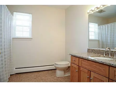 99 Post Rd #E-4, Warwick, RI 02888 photo 17