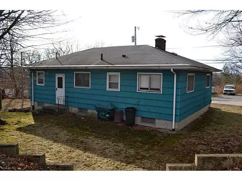 178 Saint Agnes Ave, Woonsocket, RI 02895 photo 3