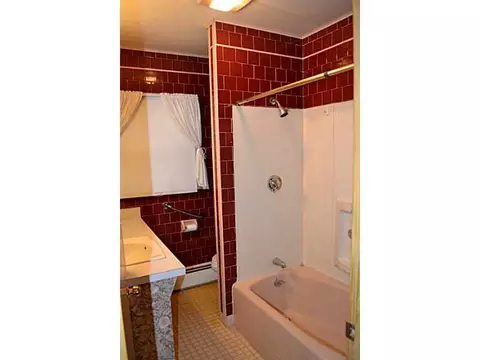 178 Saint Agnes Ave, Woonsocket, RI 02895 photo 7
