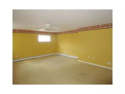 285 Front St, Woonsocket, RI 02895 photo 6