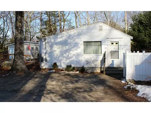 38 Parker St, Glocester, RI 02814 photo 2