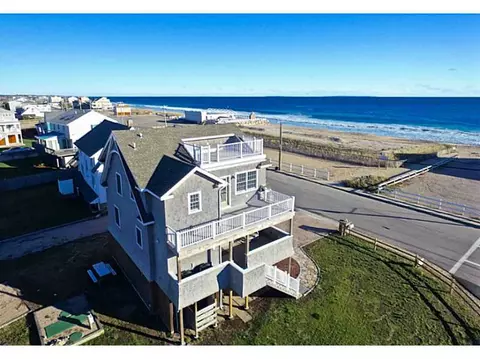 74 Atlantic Ave, Westerly, RI 02891 photo 2