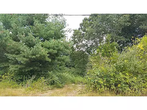 3 Damato Dr, Westerly, RI 02891 photo 2