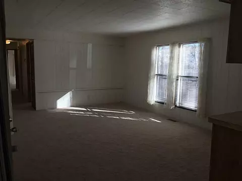 9 Hide Away, Coventry, RI 02816 photo 5