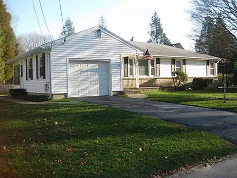 64 Craig Rd, Warwick, RI 02886 photo 1