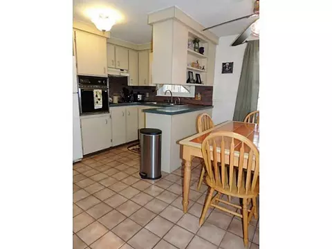 42 Damon Ave, Warwick, RI 02889 photo 12