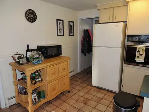 42 Damon Ave, Warwick, RI 02889 photo 11