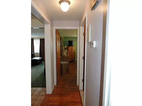 42 Damon Ave, Warwick, RI 02889 photo 9