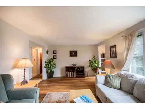 10 Cedar Ave, Middletown, RI 02842 photo 7