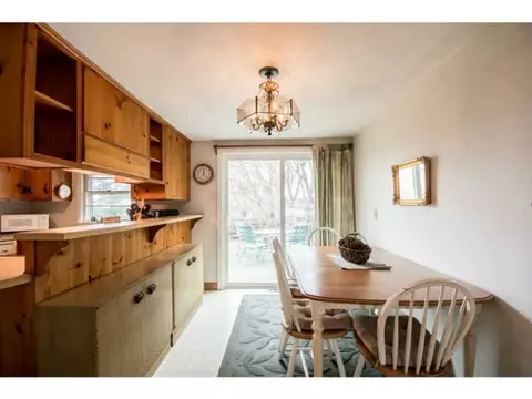 10 Cedar Ave, Middletown, RI 02842 photo 13