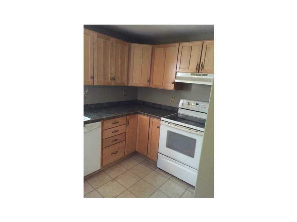 1828 Mendon Rd, Woonsocket, RI 02895 photo 4