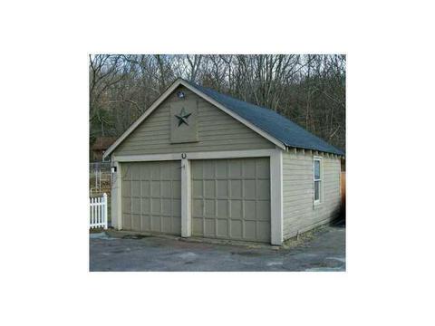 1828 Mendon Rd, Woonsocket, RI 02895 photo 3