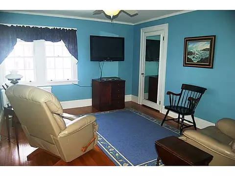 346 Gaskill St, Woonsocket, RI 02895 photo 21