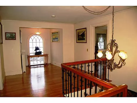 346 Gaskill St, Woonsocket, RI 02895 photo 14