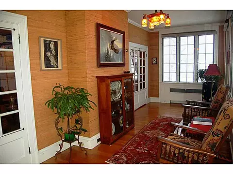 346 Gaskill St, Woonsocket, RI 02895 photo 10