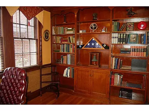 346 Gaskill St, Woonsocket, RI 02895 photo 12