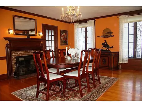 346 Gaskill St, Woonsocket, RI 02895 photo 6