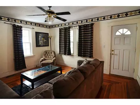 734 Sandy Ln, Warwick, RI 02889 photo 5