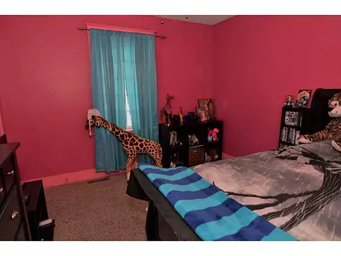 734 Sandy Ln, Warwick, RI 02889 photo 8