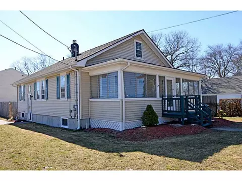 734 Sandy Ln, Warwick, RI 02889 photo 14