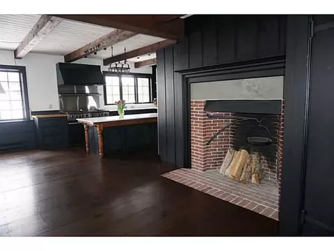 89 Old Main Rd, Little Compton, RI 02837 photo 5