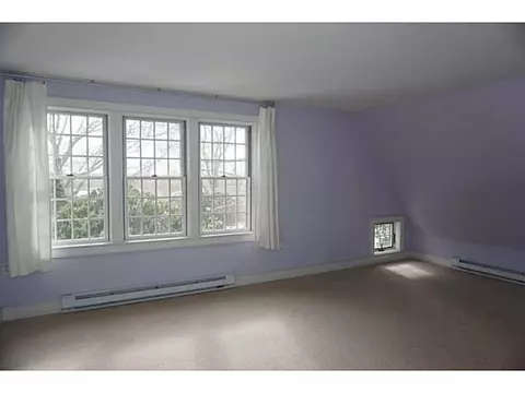 89 Old Main Rd, Little Compton, RI 02837 photo 9
