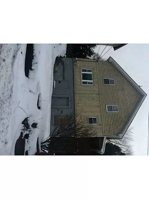 61 Oak St, Woonsocket, RI 02895 photo 1