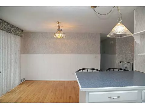 117 Shawomet Ave, Warwick, RI 02889 photo 9