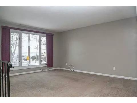 117 Shawomet Ave, Warwick, RI 02889 photo 11