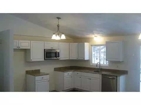 43 Benoit St, Coventry, RI 02816 photo 7