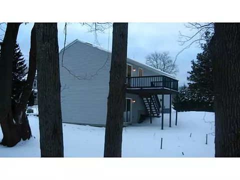 43 Benoit St, Coventry, RI 02816 photo 4