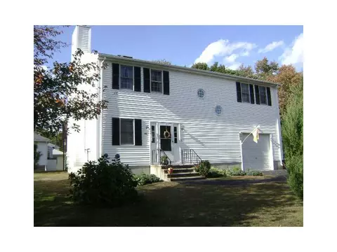25 Criterion Ave, Warwick, RI 02889 photo 1