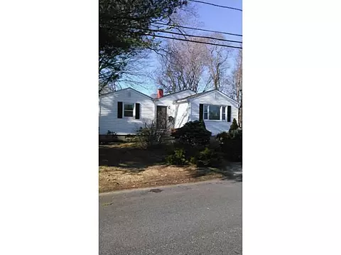 141 Winter Ave, Warwick, RI 02888 photo 1