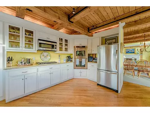 6 Round Hill Rd, Westerly, RI 02891 photo 6