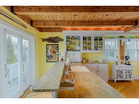 6 Round Hill Rd, Westerly, RI 02891 photo 4