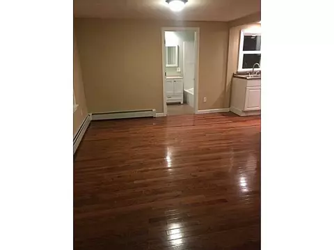 39 Harris Ave, Warren, RI 02885 photo 9