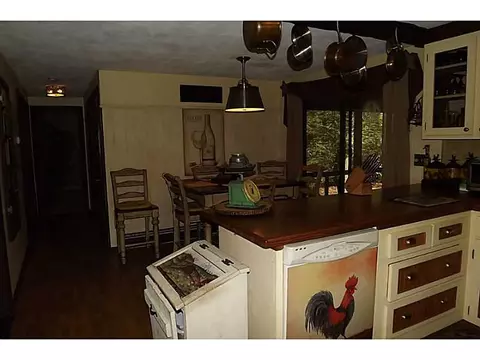 121 Lake View Dr, Glocester, RI 02814 photo 3