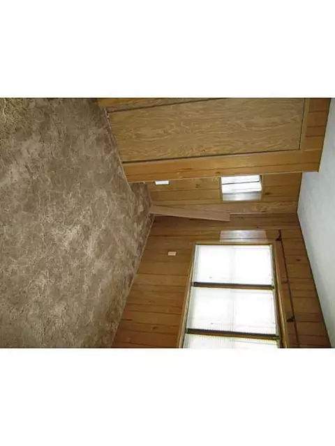 34 Maplewood Dr, Mapleville, RI 02839 photo 5