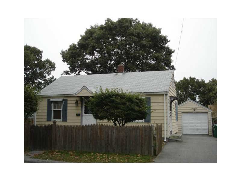 105 2nd Ave, Warwick, RI 02888 photo 1