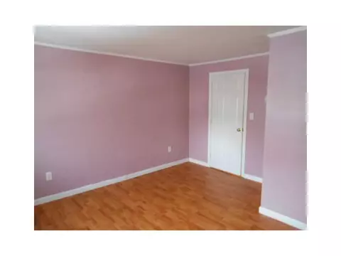 109 Olive St, Woonsocket, RI 02895 photo 13