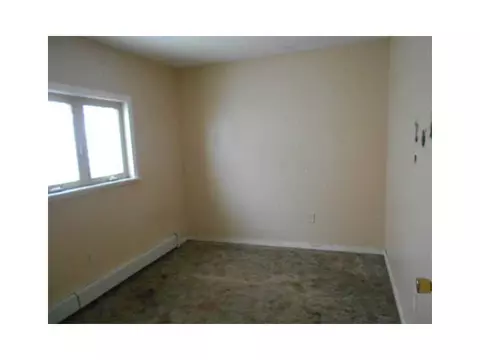 109 Olive St, Woonsocket, RI 02895 photo 18