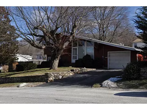 168 Madeleine Ave, Woonsocket, RI 02895 photo 1