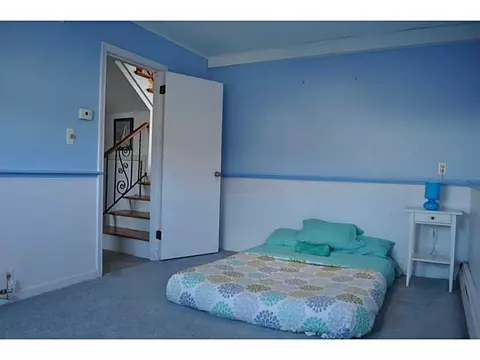 168 Madeleine Ave, Woonsocket, RI 02895 photo 16