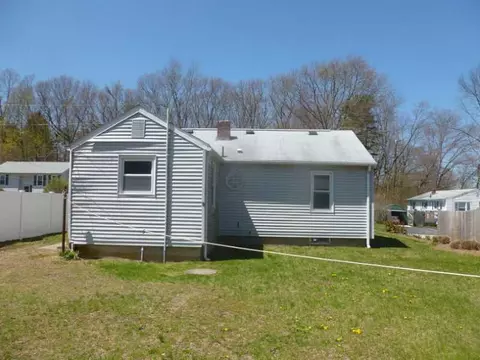 66 Doolittle St, Coventry, RI 02816 photo 2