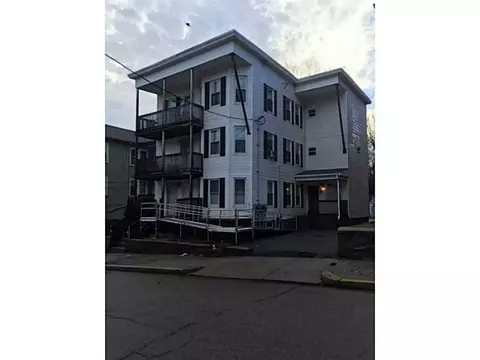 577 Willow St, Woonsocket, RI 02895 photo 1
