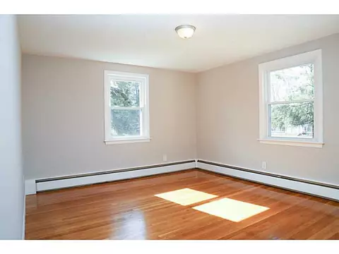 20 Bugbee Ave, Warwick, RI 02889 photo 17
