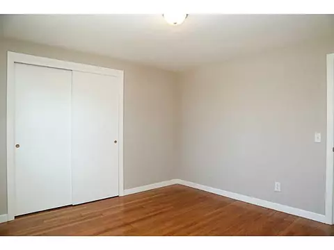 20 Bugbee Ave, Warwick, RI 02889 photo 16