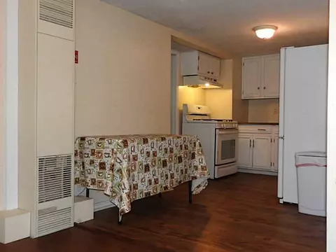 7 W View St, Warwick, RI 02889 photo 13