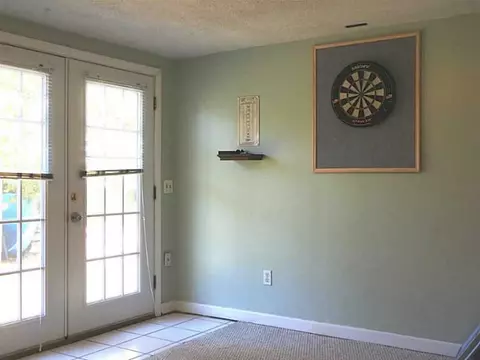 7 W View St, Warwick, RI 02889 photo 15